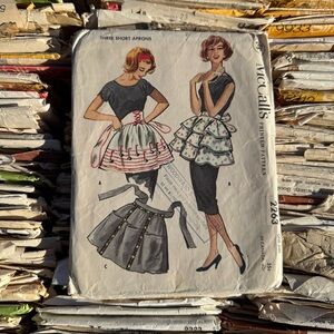 Vintage Style Women's Apron Pattern, 3 ways